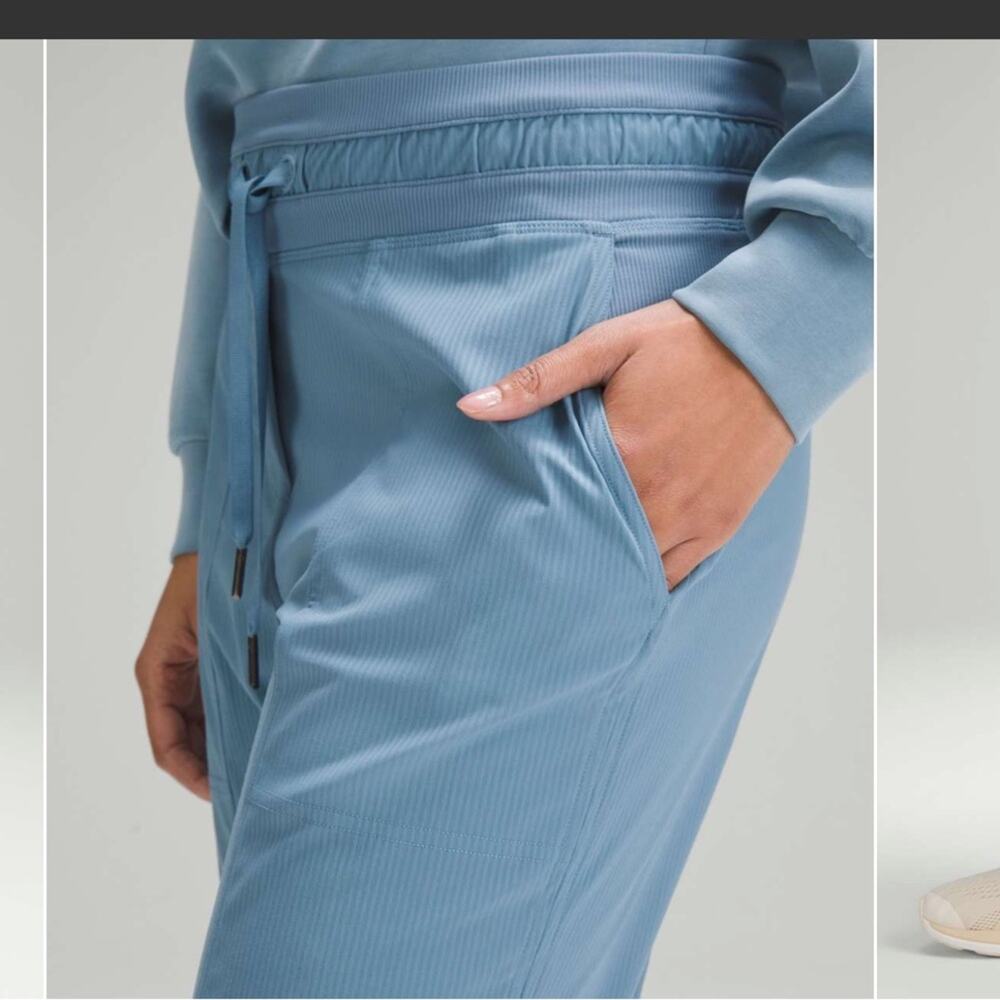 Lululemon Utility Blue Dance Studio Mid Rise Cropped Pants - Picture 10 of 10